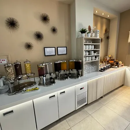 Siviris Golden فندق