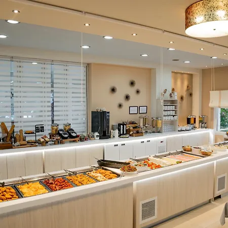 호텔 Siviris Golden 시비리